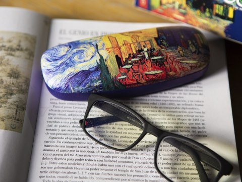 Etui pokrowiec na okulary Van Gogh Taras kawiarni nocą futerał z nadrukiem